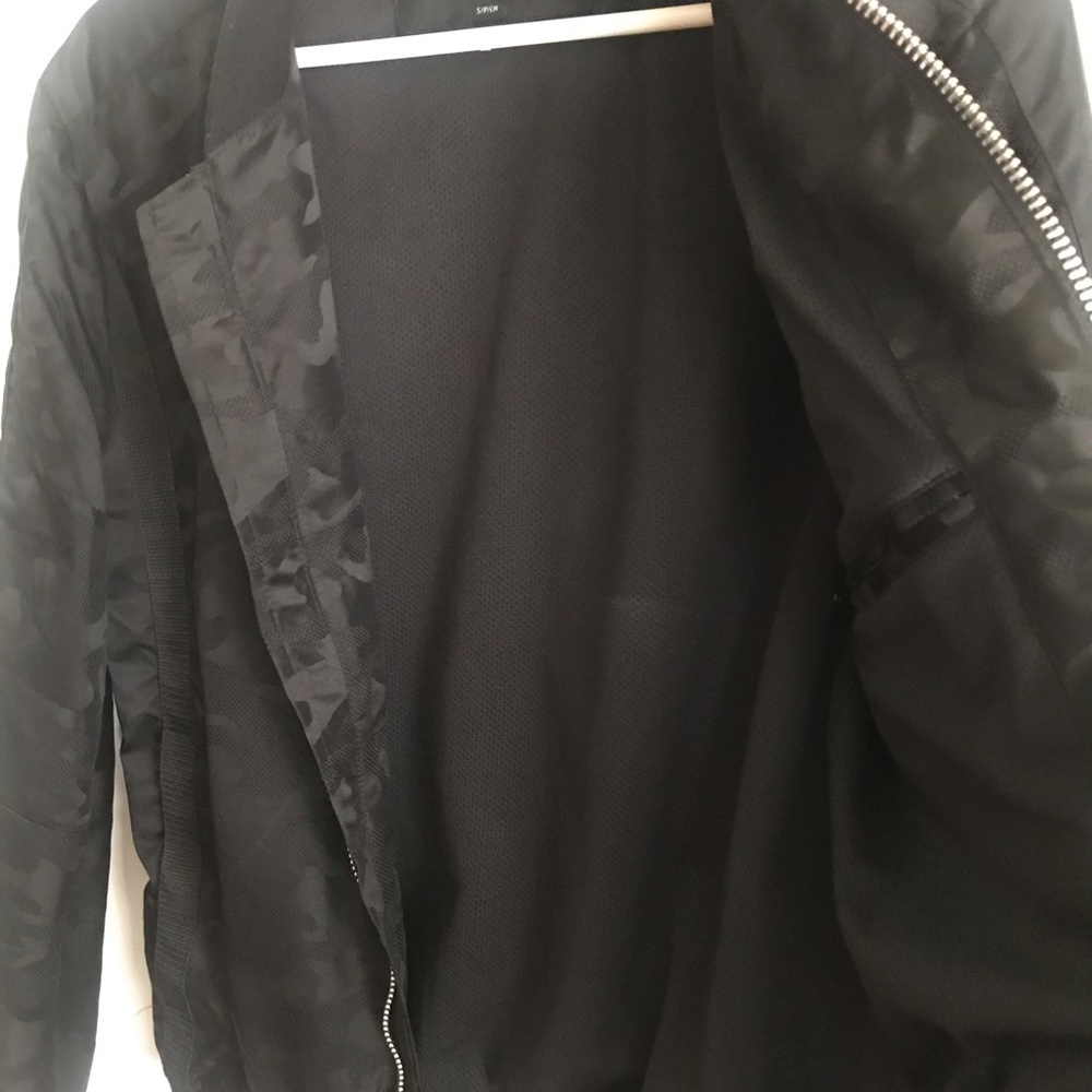 Jacket - Picture 5 of 5